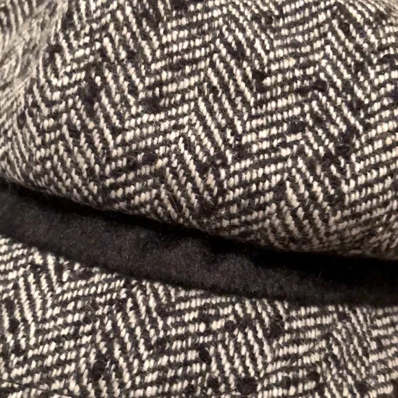 Chevron Winter Hat. - Picture 3 of 4